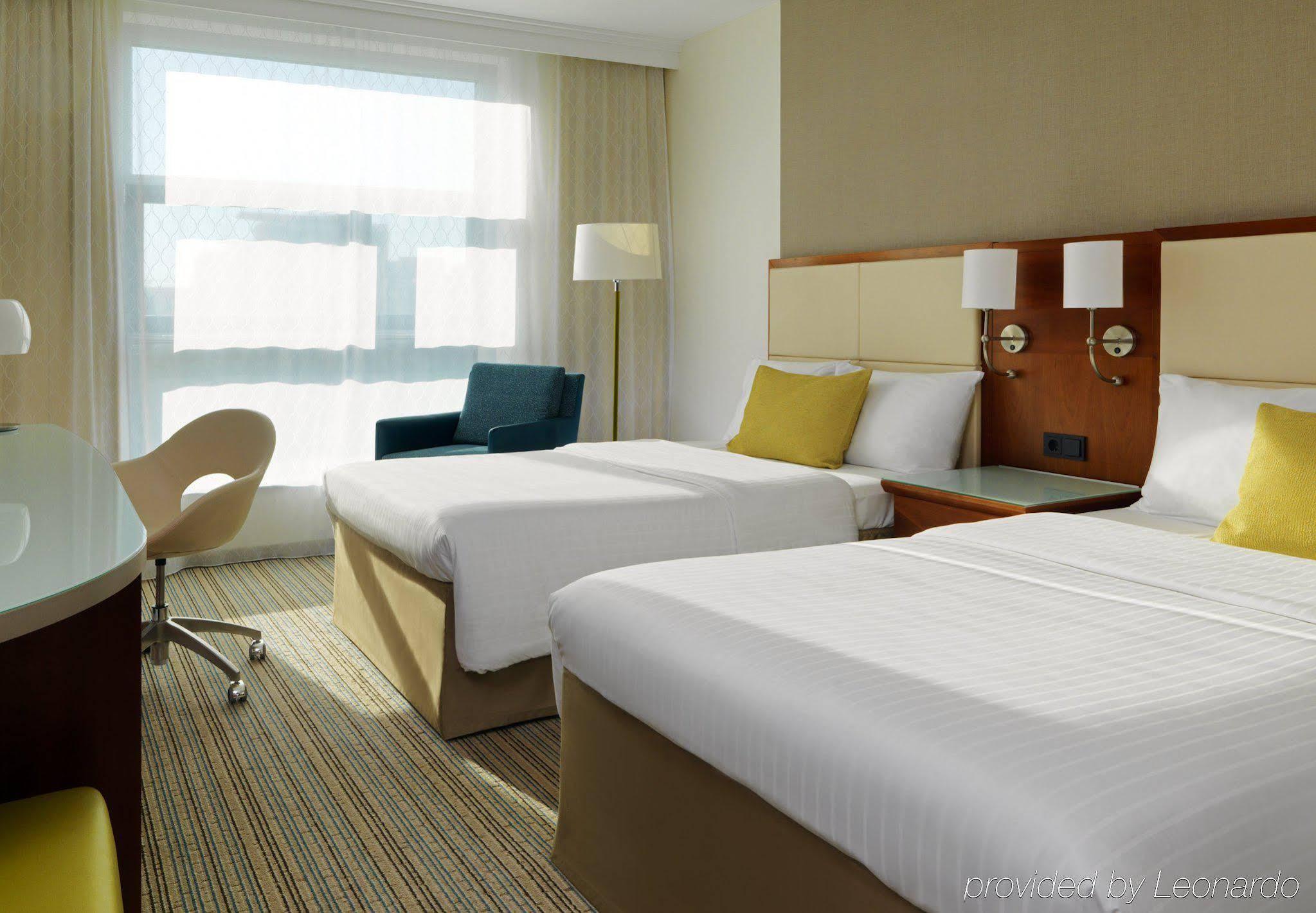 Courtyard Mitte 4*