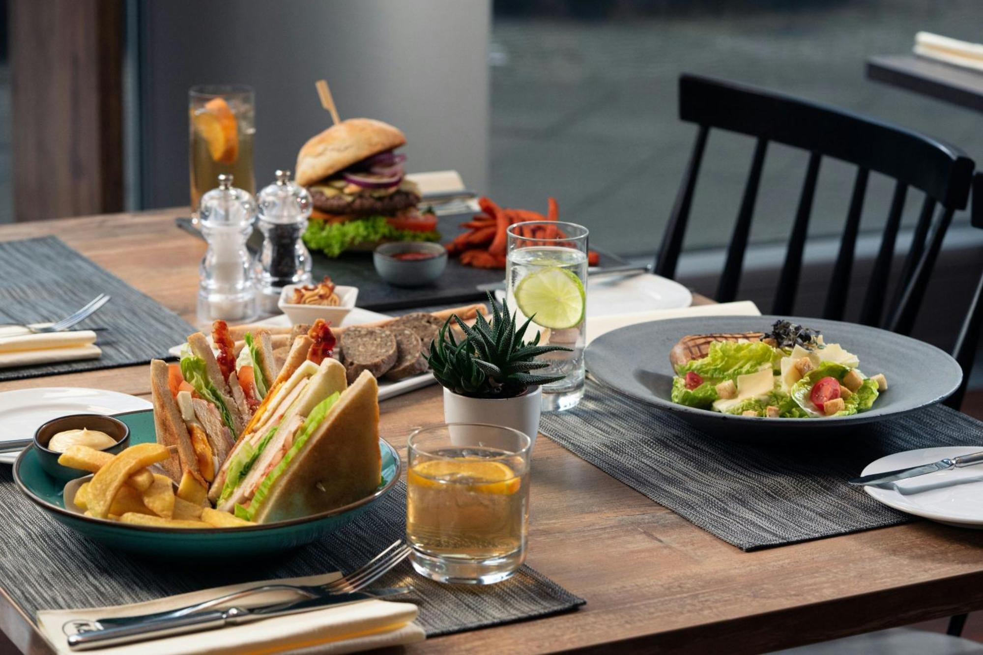 Courtyard Mitte Hotel 4*
